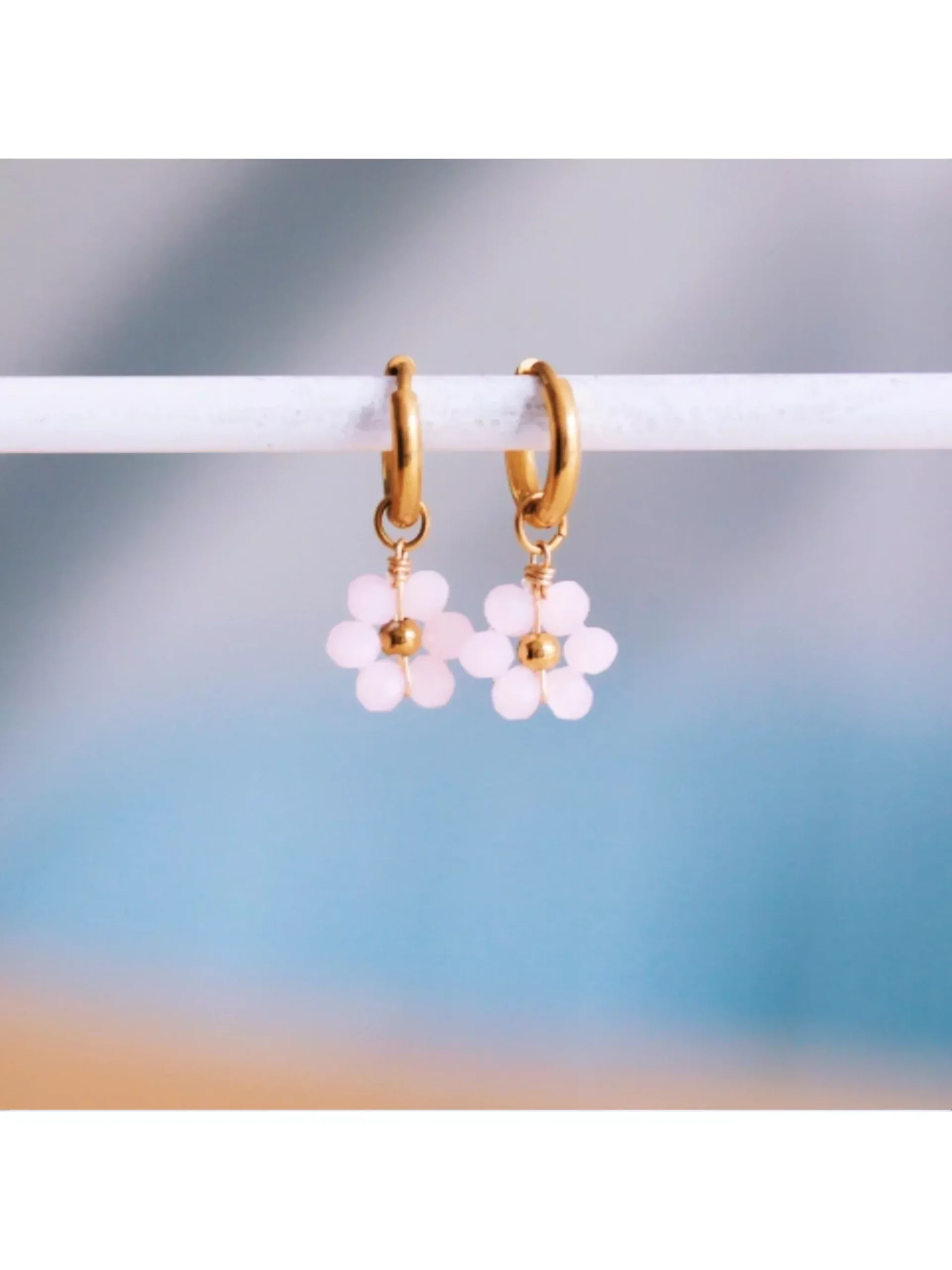 Bazou Faceted Daisy Hoop Earrings Light Pink & Gold