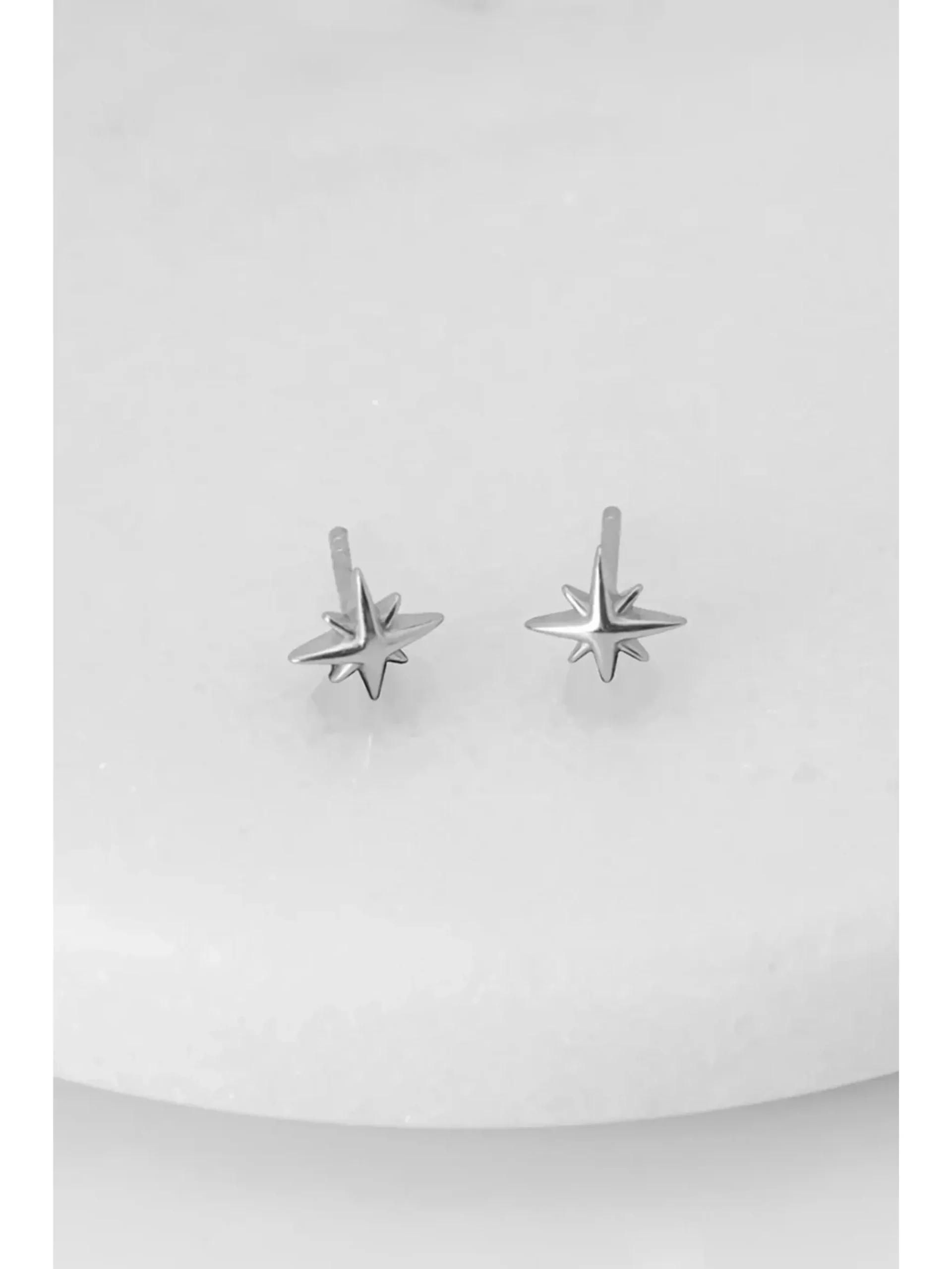 Zafino Isla Stud Earrings Silver